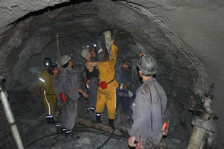 宾川工程爆破中的危险因素分析以及应对工程爆破危险的措施